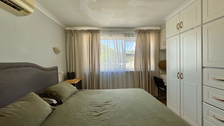 4 Bedroom Property for Sale in Rusthof Western Cape